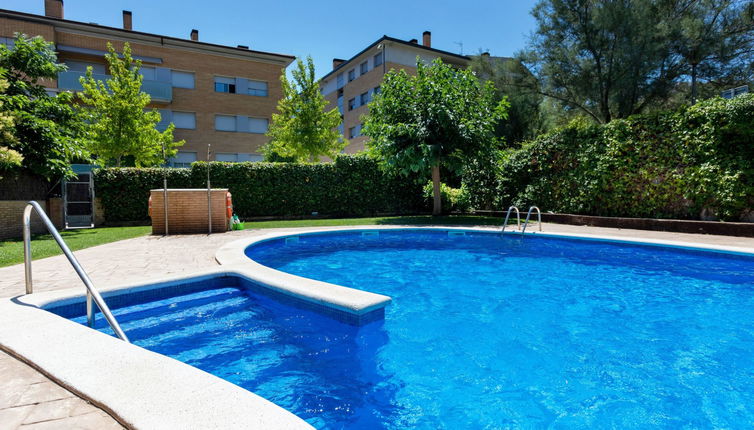 Foto 1 - Apartamento de 2 habitaciones en Tossa de Mar con piscina y jardín