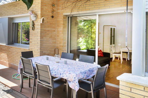 Photo 5 - Appartement de 2 chambres à Tossa de Mar avec piscine et jardin