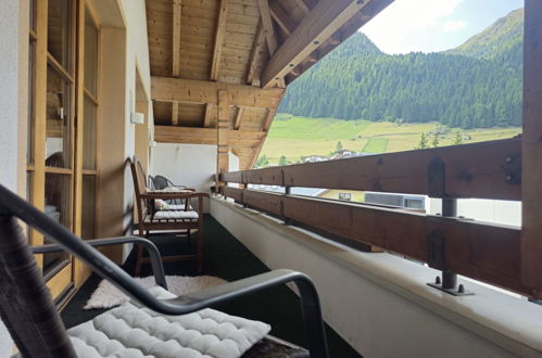 Foto 16 - Apartamento de 1 habitación en Ischgl con sauna y vistas a la montaña