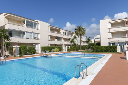 Photo 17 - 1 bedroom Apartment in Vinaròs with swimming pool and sea view