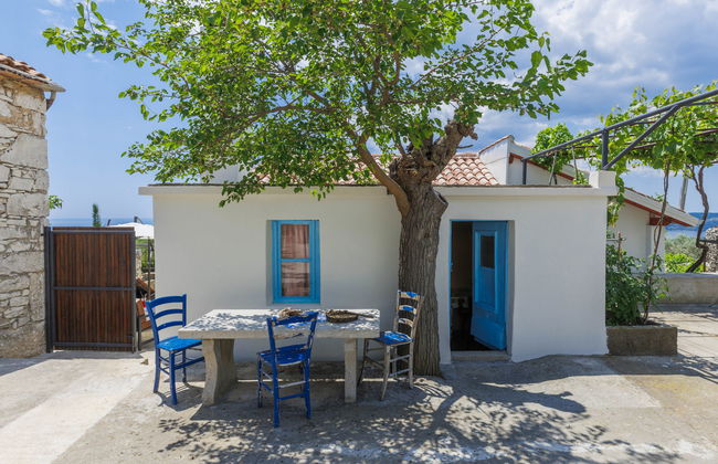 Casa de 2 quartos em Raša com jardim e terraço - Foto 30