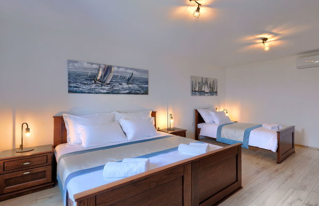 Casa de 2 quartos em Raša com jardim e terraço - Foto 19