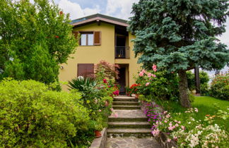 Foto 1 - Apartamento de 3 habitaciones en Montano Lucino