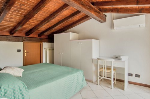 Foto 17 - Apartment mit 3 Schlafzimmern in Montano Lucino