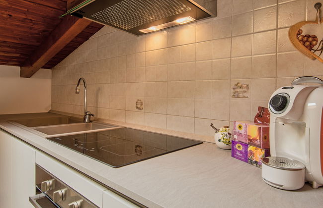Apartamento de 4 quartos em Montano Lucino com jardim - Foto 12