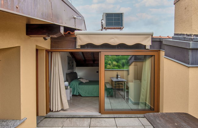 Apartamento de 4 quartos em Montano Lucino com jardim - Foto 28