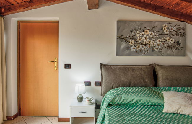 Apartamento de 4 quartos em Montano Lucino com jardim - Foto 5