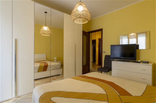 Foto 14 - Apartamento de 1 quarto em Sanremo com vistas do mar