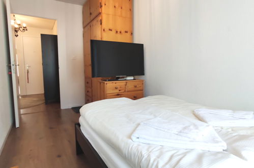 Foto 17 - Apartamento de 2 quartos em Davos com jardim e vista para a montanha