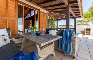 Foto 3 - Casa con 3 camere da letto a Deltebre con piscina privata e giardino