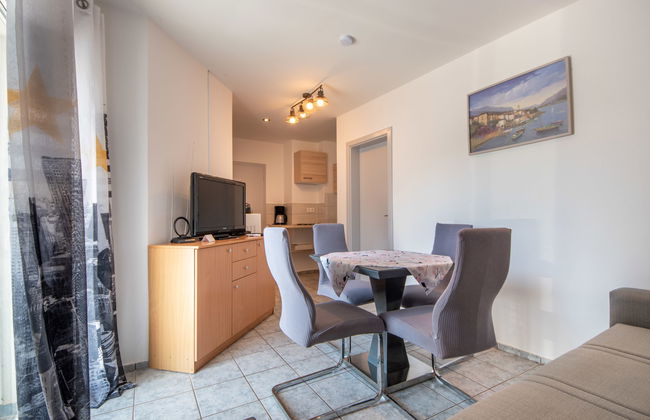 Apartamento de 2 quartos em Crikvenica com terraço - Foto 9