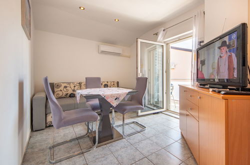 Photo 1 - 1 bedroom Apartment in Crikvenica with terrace