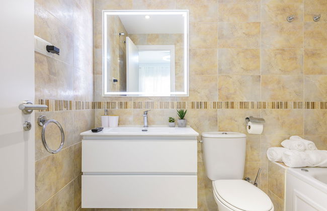 3 bedroom Apartment in Oropesa del Mar with swimming pool and garden - Photo 23