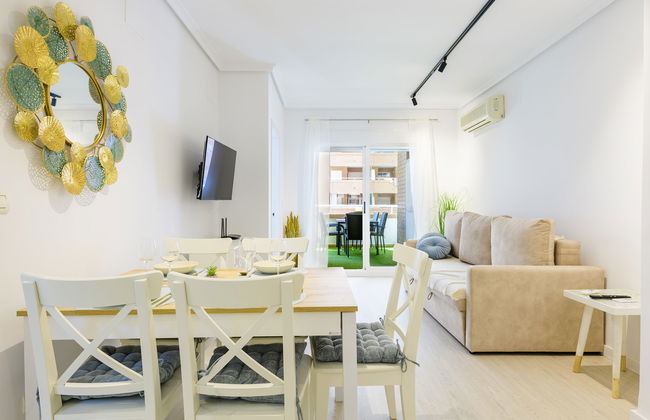 3 bedroom Apartment in Oropesa del Mar with swimming pool and garden - Photo 8