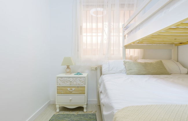 3 bedroom Apartment in Oropesa del Mar with swimming pool and garden - Photo 24