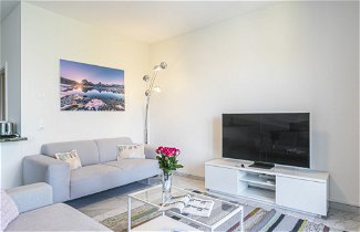 Foto 3 - Appartamento con 2 camere da letto a Montreux con vista sulle montagne