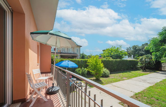 Haus mit 4 Schlafzimmern in Viareggio mit garten und terrasse - Foto 39