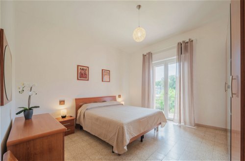 Foto 16 - Haus mit 3 Schlafzimmern in Viareggio mit garten und blick aufs meer