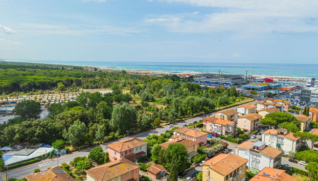 Haus mit 4 Schlafzimmern in Viareggio mit garten und terrasse - Foto 2