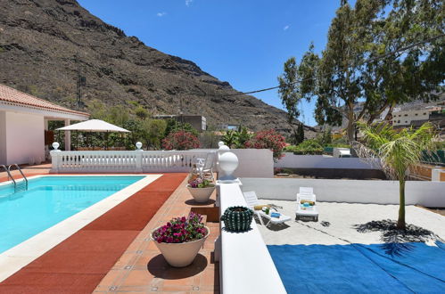 Photo 2 - Maison de 4 chambres à San Bartolomé de Tirajana avec piscine privée et jardin