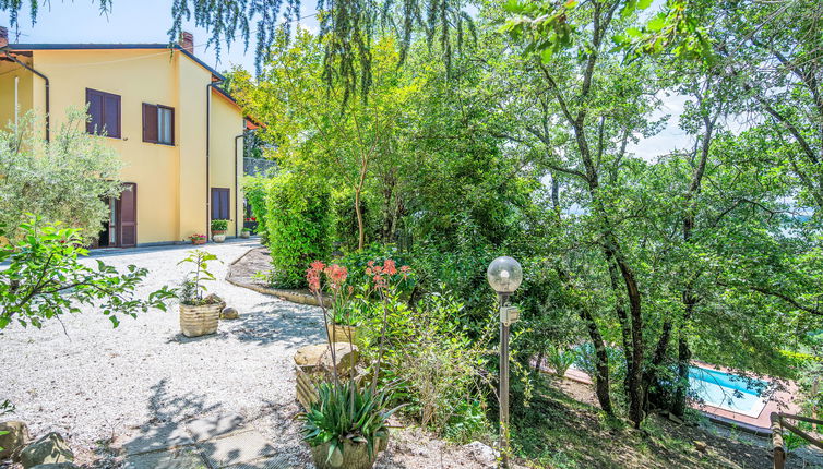 Foto 1 - Haus mit 4 Schlafzimmern in Magione mit privater pool und garten
