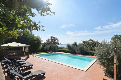 Photo 6 - Maison de 4 chambres à Magione avec piscine privée et vues sur la montagne