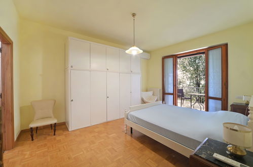 Foto 15 - Casa con 4 camere da letto a Magione con piscina privata e giardino