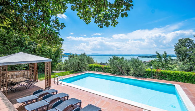 Casa de 5 quartos em Magione com piscina privada e jardim - Foto 2