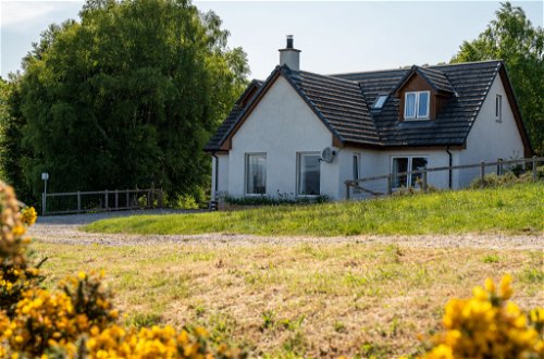Foto 1 - Casa de 4 quartos em Inverness com jardim e vista para a montanha