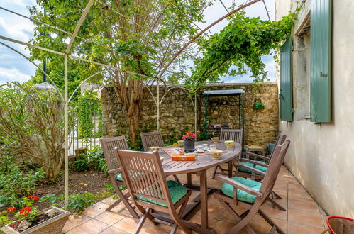 Photo 1 - Maison de 3 chambres à Saint-Dézéry avec jardin et terrasse