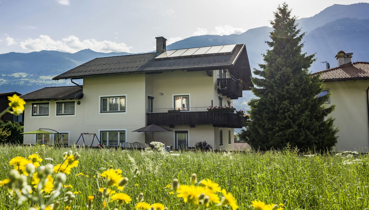 Casa de 9 quartos em Fügen com jardim - Foto 1