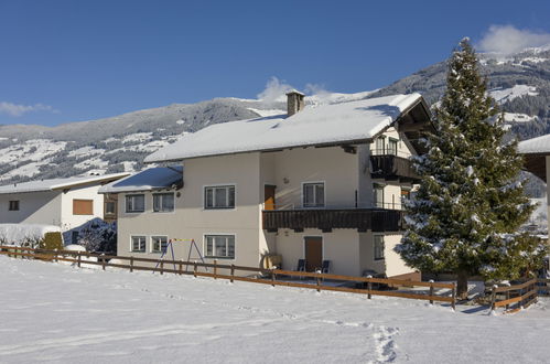 Photo 17 - Maison de 9 chambres à Fügen avec vues sur la montagne