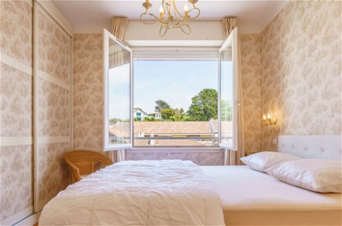 Foto 11 - Appartamento con 3 camere da letto a Saint-Jean-de-Luz con terrazza e vista mare