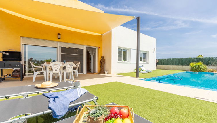 Foto 1 - Casa con 3 camere da letto a Deltebre con piscina privata e vista mare