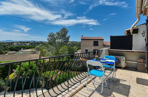 Photo 20 - 2 bedroom Apartment in Fréjus with swimming pool and sea view