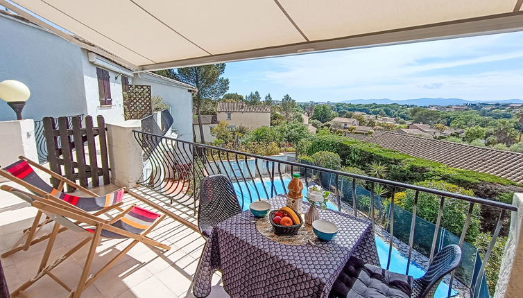 Photo 1 - 2 bedroom Apartment in Fréjus with swimming pool and terrace
