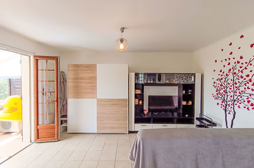 Photo 27 - 2 bedroom Apartment in Fréjus with swimming pool and terrace