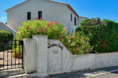 Foto 23 - Appartamento con 2 camere da letto a Fréjus con piscina e vista mare