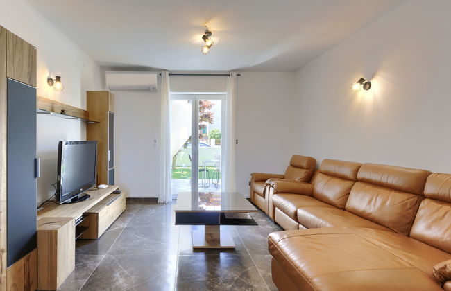 Casa de 8 quartos em Medulin com piscina privada e jardim - Foto 9