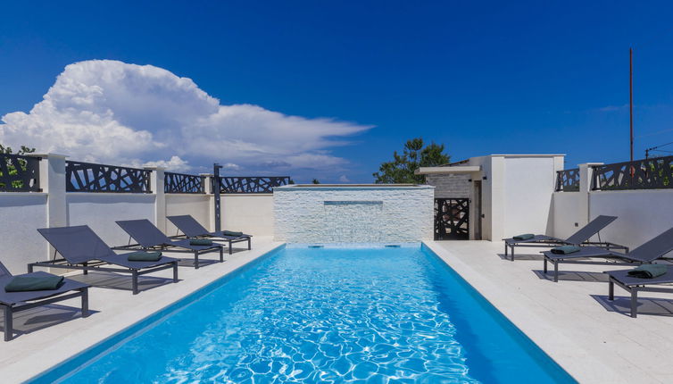 Photo 1 - Maison de 5 chambres à Medulin avec piscine privée et jardin