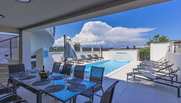 Casa de 8 quartos em Medulin com piscina privada e jardim - Foto 2