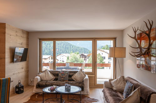 Foto 1 - Apartamento de 2 habitaciones en Sankt Moritz con piscina y vistas a la montaña