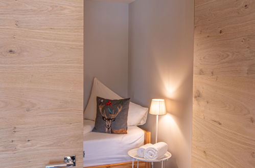 Foto 19 - Apartment mit 2 Schlafzimmern in Sankt Moritz mit schwimmbad und blick auf die berge