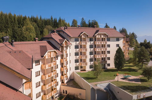 Foto 1 - Appartamento con 2 camere da letto a Treffen am Ossiacher See con piscina privata e vista sulle montagne