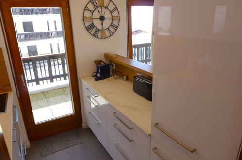 Photo 14 - 2 bedroom Apartment in Crans-Montana with mountain view