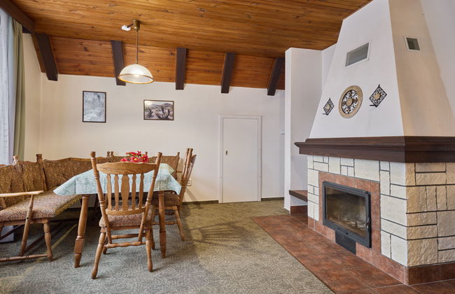 Casa de 5 quartos em Svoboda nad Úpou com jardim - Foto 2