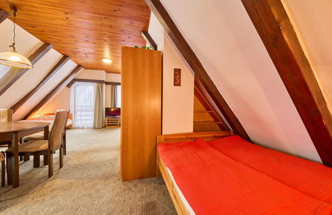Casa de 5 quartos em Svoboda nad Úpou com jardim - Foto 29
