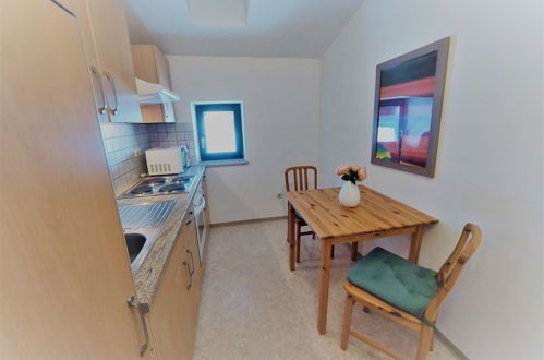 Foto 4 - Appartamento con 1 camera da letto a Bad Gastein con vista sulle montagne