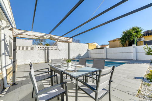 Foto 25 - Casa de 3 habitaciones en Castelló d'Empúries con piscina privada y vistas al mar
