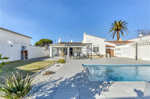 Foto 1 - Casa de 3 habitaciones en Castelló d'Empúries con piscina privada y vistas al mar